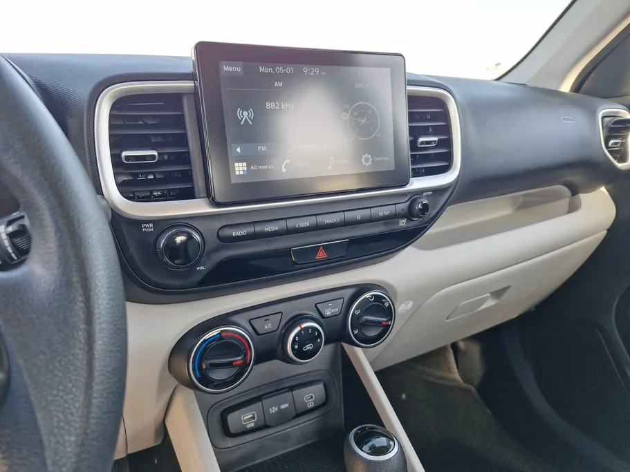 2024 Hyundai Venue Smart 