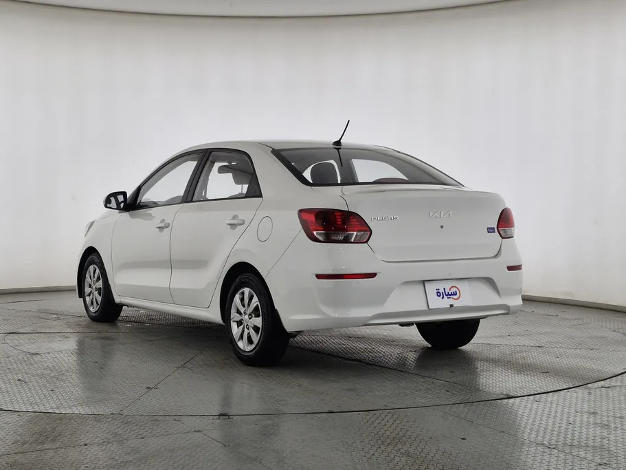2022 Kia Pegas LX 