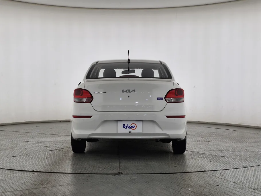 2022 Kia Pegas LX 