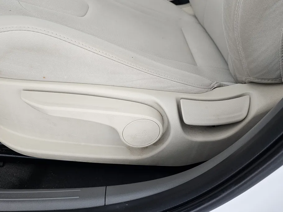 2023 Hyundai Elantra Fleet 