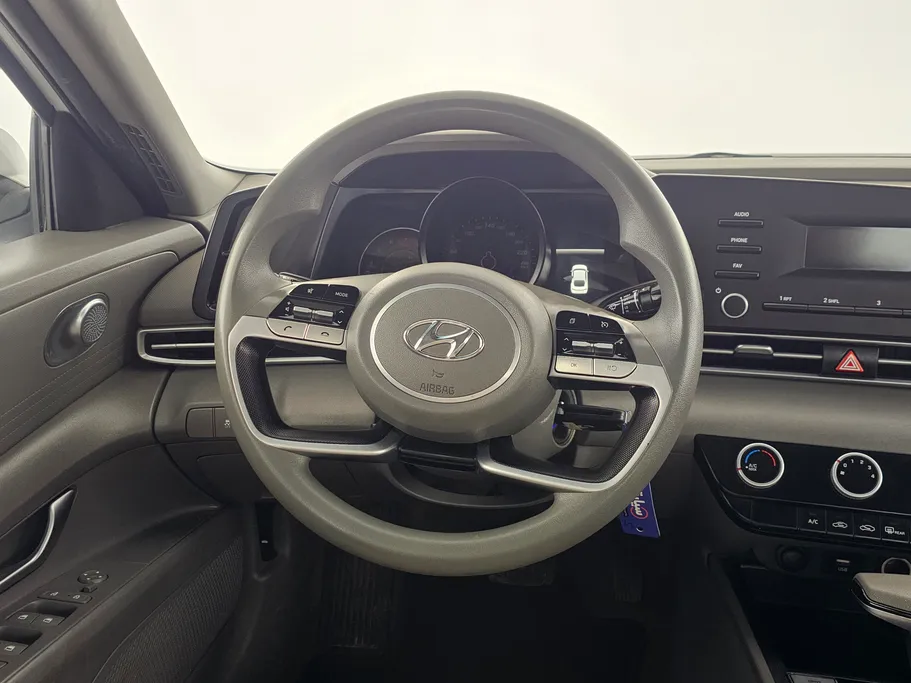 2023 Hyundai Elantra Fleet 