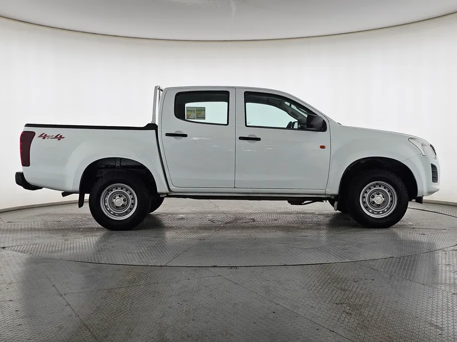 ايسوزو دي ماكس Double Cab 2021 