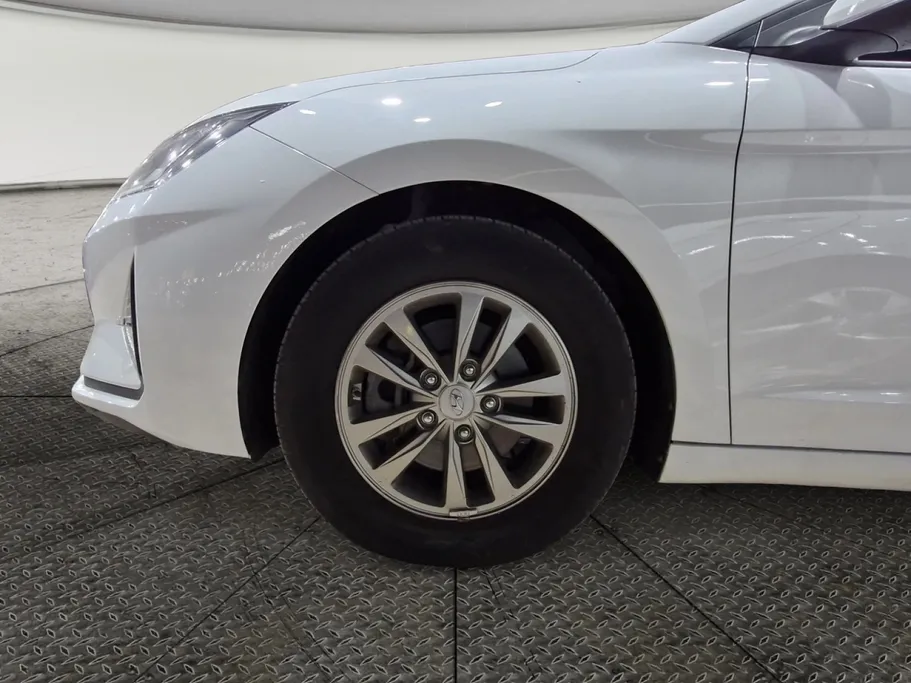 هيونداي أفانتي  2020 