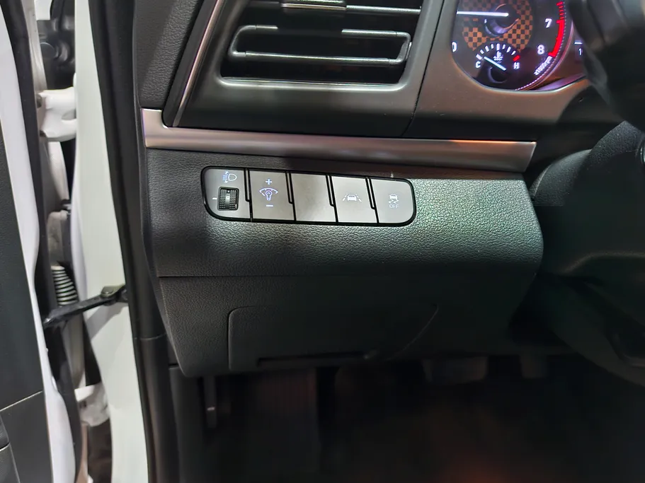 هيونداي أفانتي  2020 