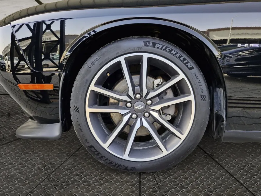 2021 Dodge Challenger RT 