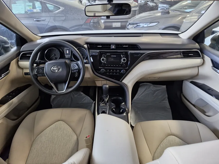 تويوتا كامري LE 2019 