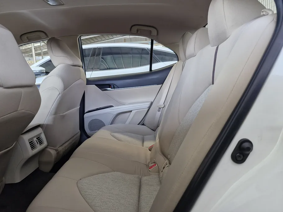 تويوتا كامري LE 2019 