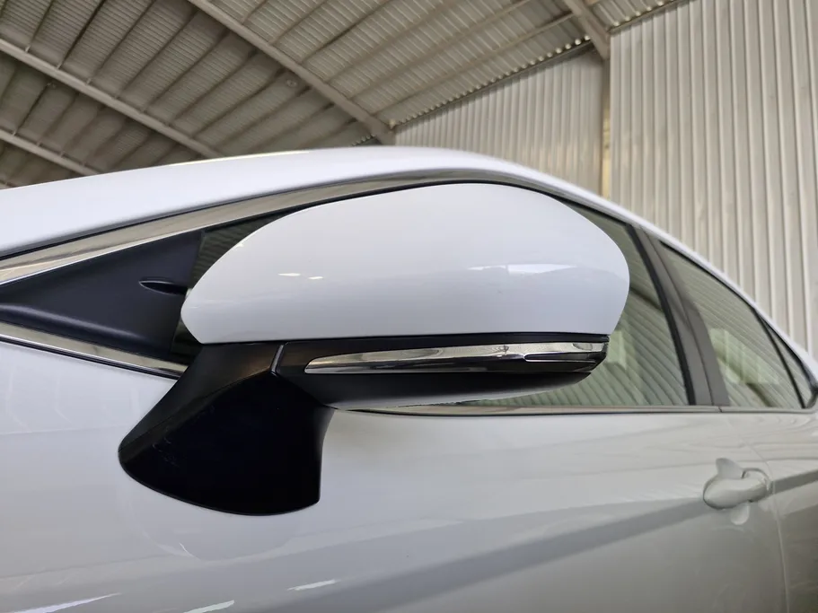 تويوتا كامري LE 2019 