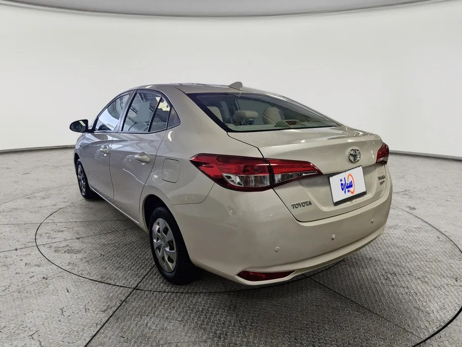 تويوتا يارس Y 2020 