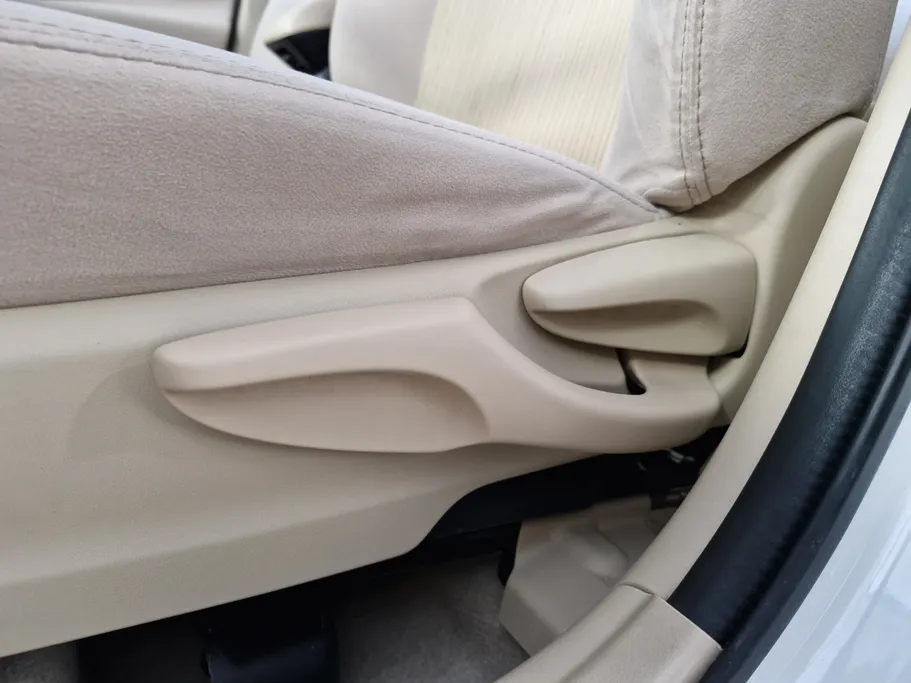 تويوتا يارس Y 2019 