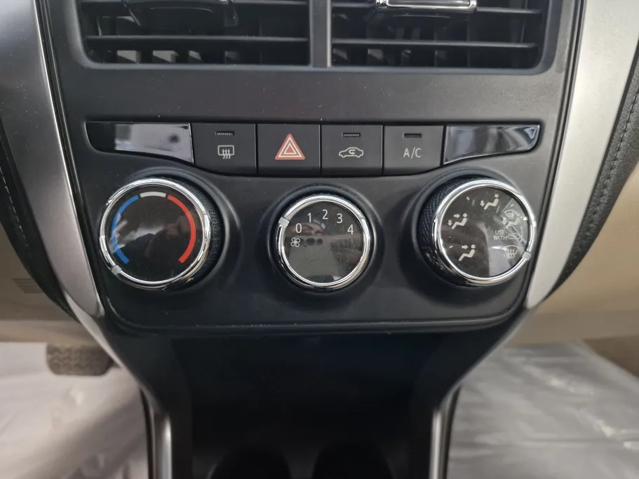 تويوتا يارس Y 2019 