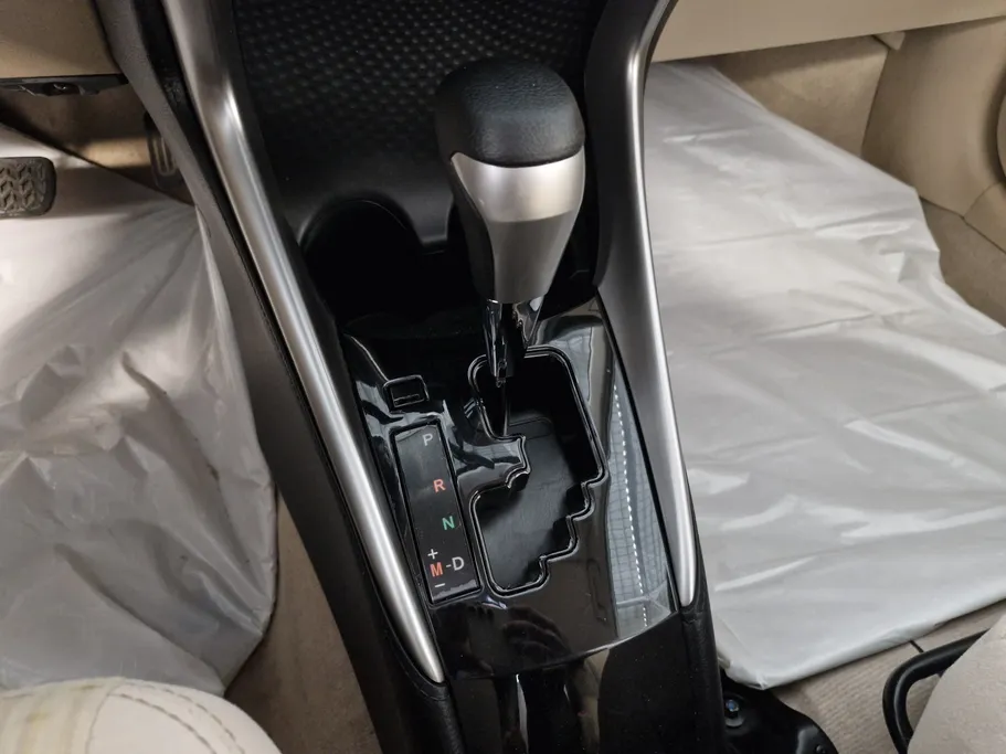 تويوتا يارس Y 2019 