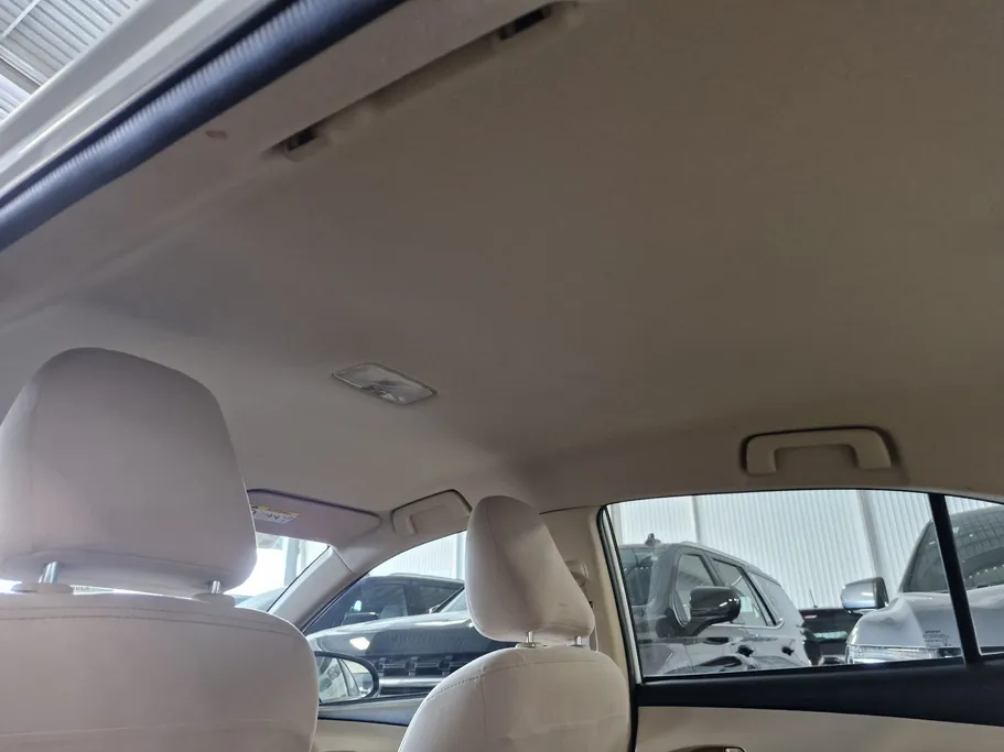 تويوتا يارس Y 2019 