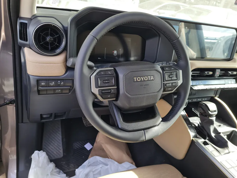 تويوتا برادو TXL3 2026 