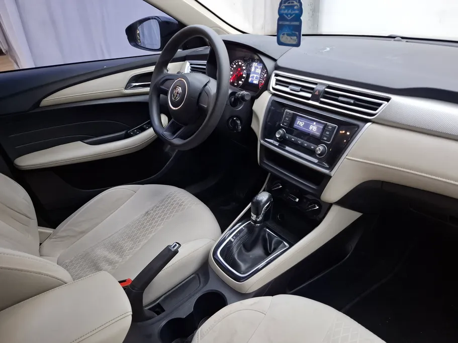 ام جي 5 STD 2023 