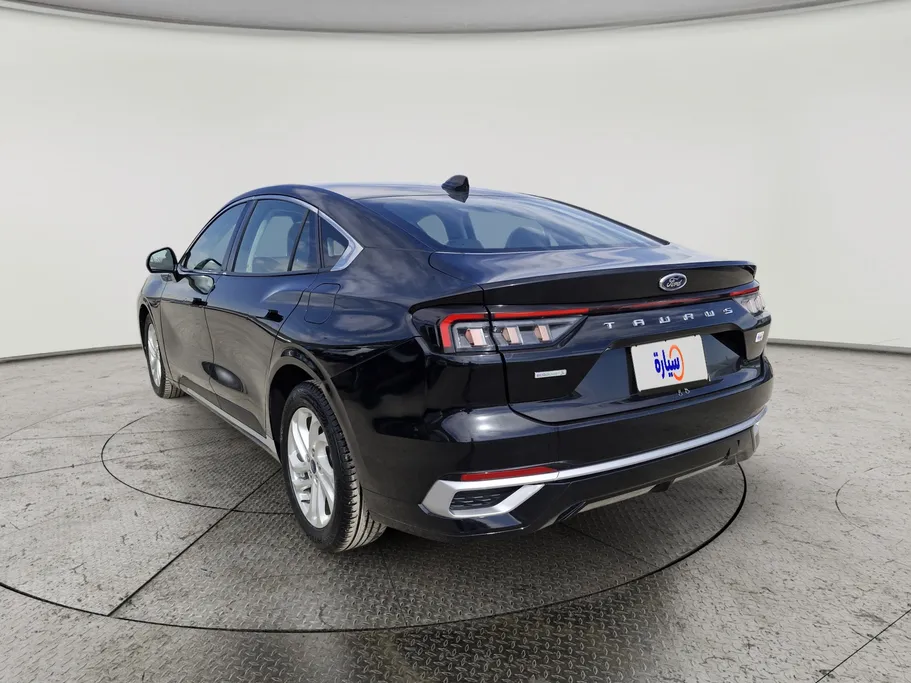 2023 Ford Taurus Ambiente New Shape 