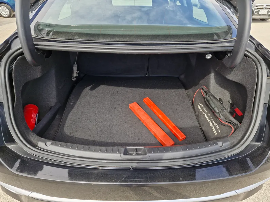 2023 Ford Taurus Ambiente New Shape 