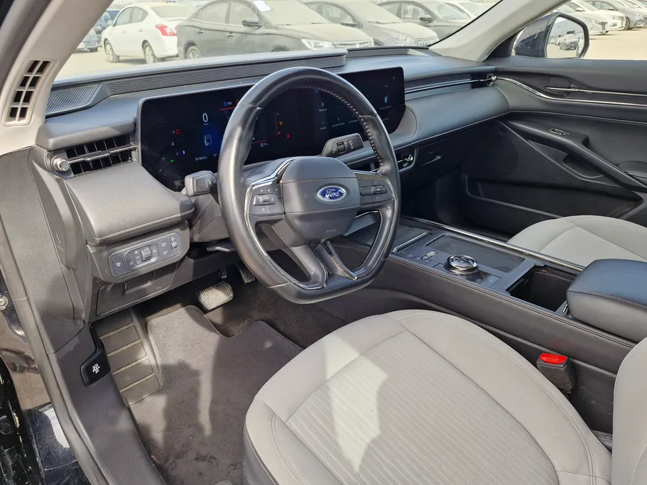 2023 Ford Taurus Ambiente New Shape 