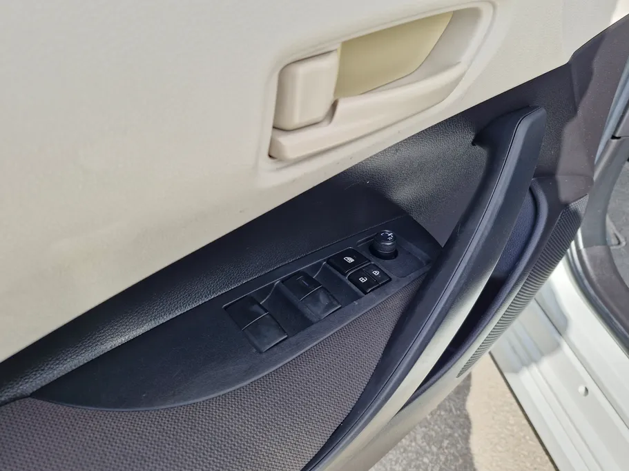 تويوتا كورولا XLI 2021 