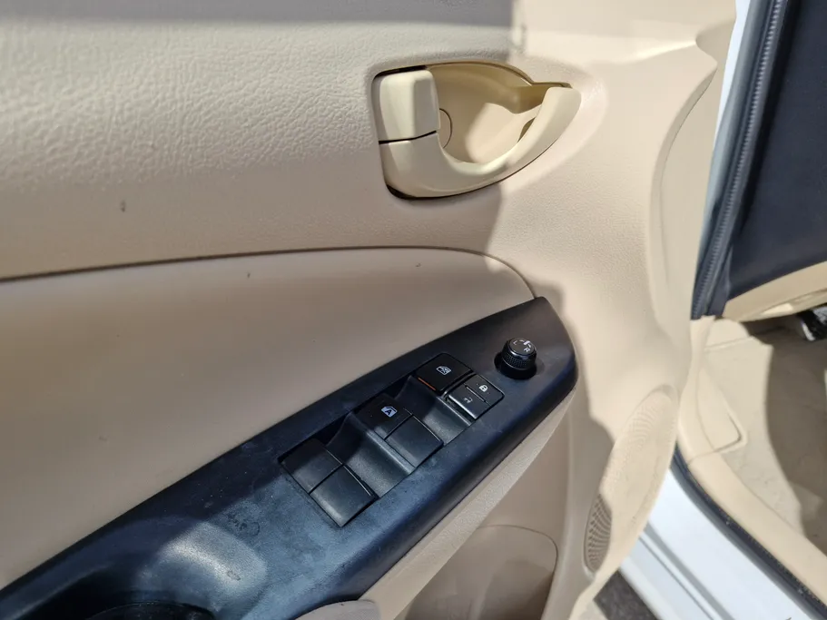 2021 Toyota Yaris  Y 