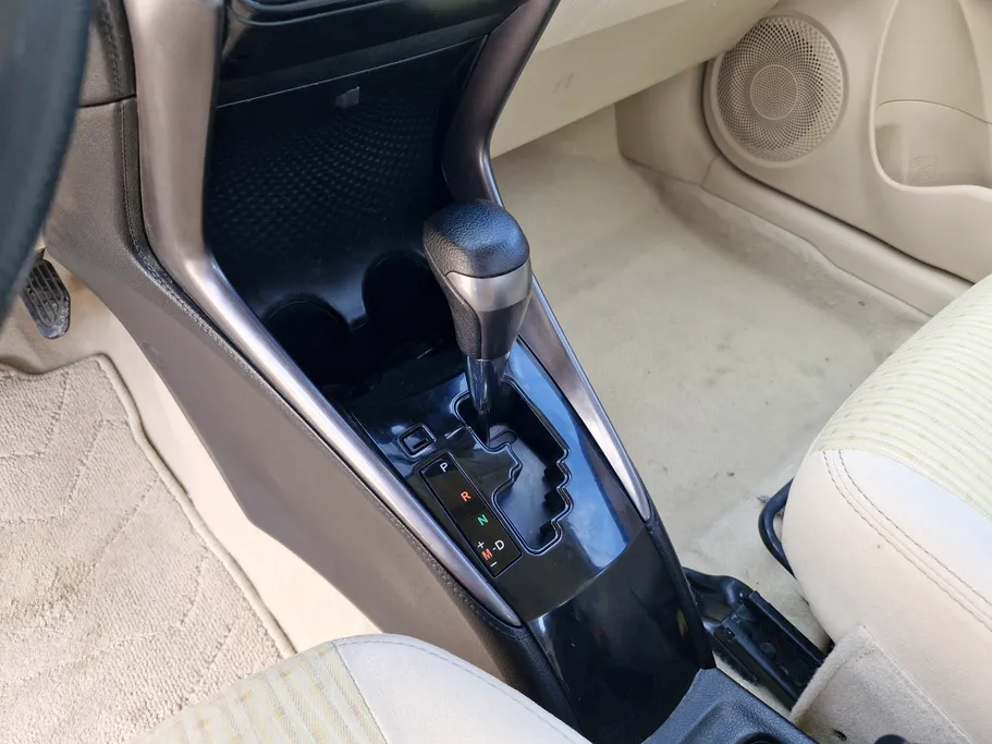 2021 Toyota Yaris  Y 