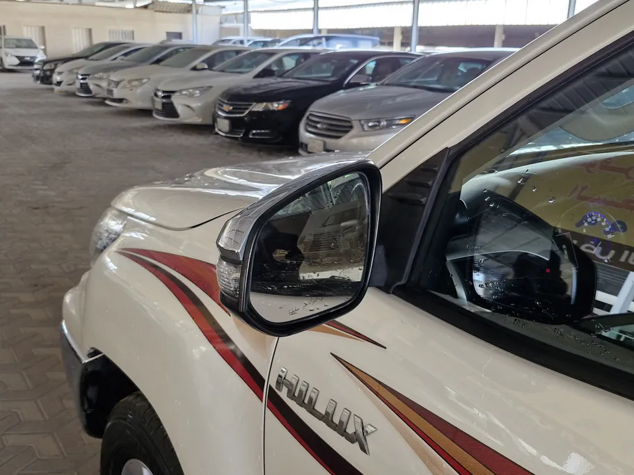 تويوتا هايلكس GLX.S 2019 