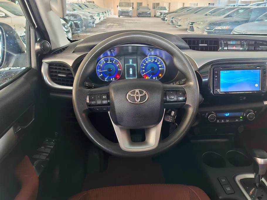 تويوتا هايلكس GLX.S 2019 