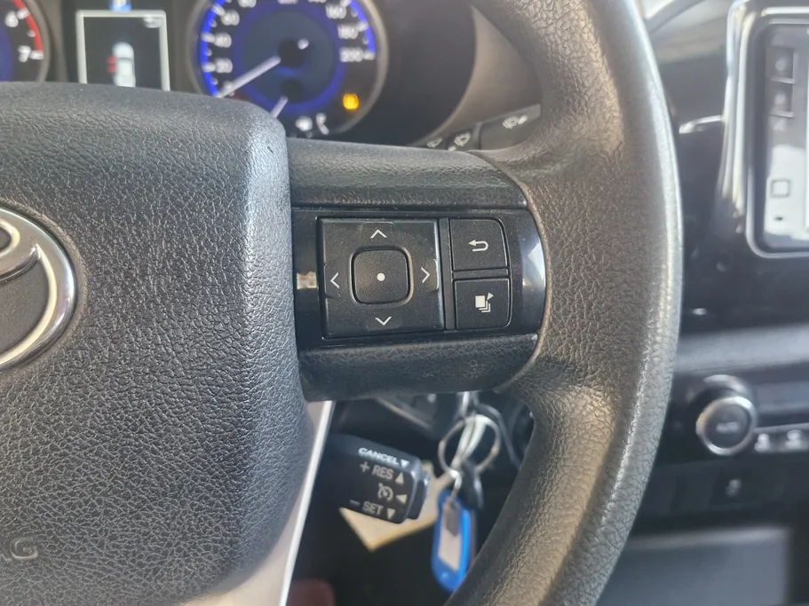 تويوتا هايلكس GLX.S 2019 