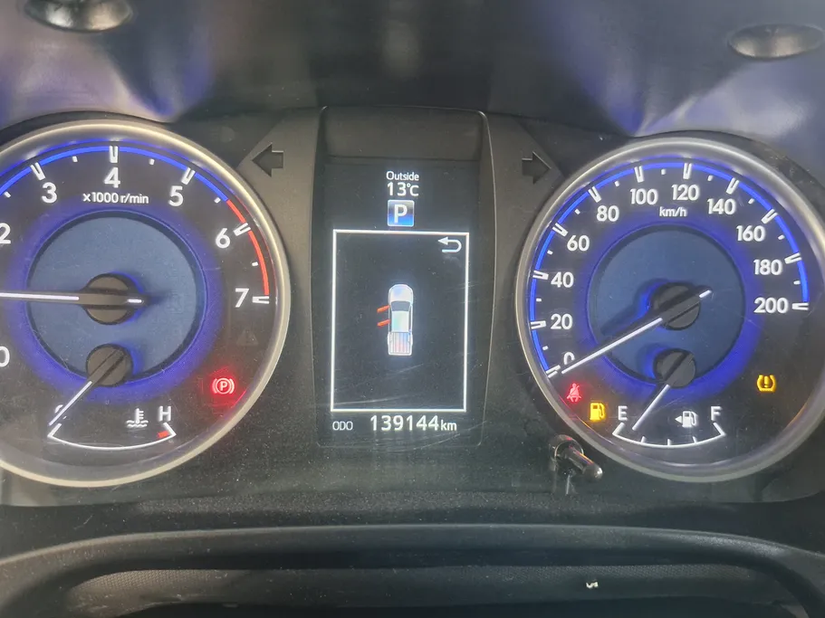 تويوتا هايلكس GLX.S 2019 