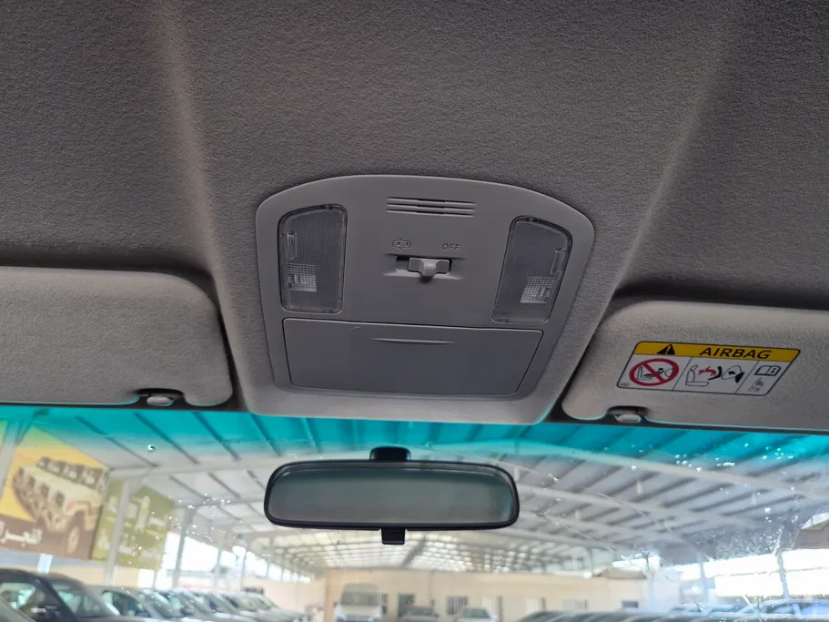 تويوتا هايلكس GLX.S 2019 