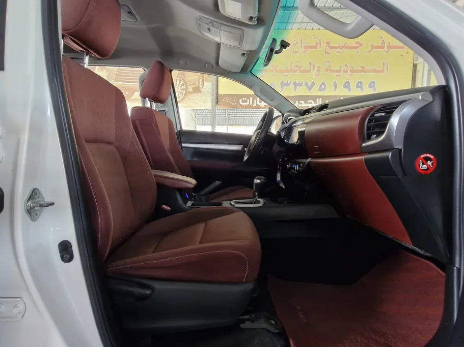 تويوتا هايلكس GLX.S 2019 