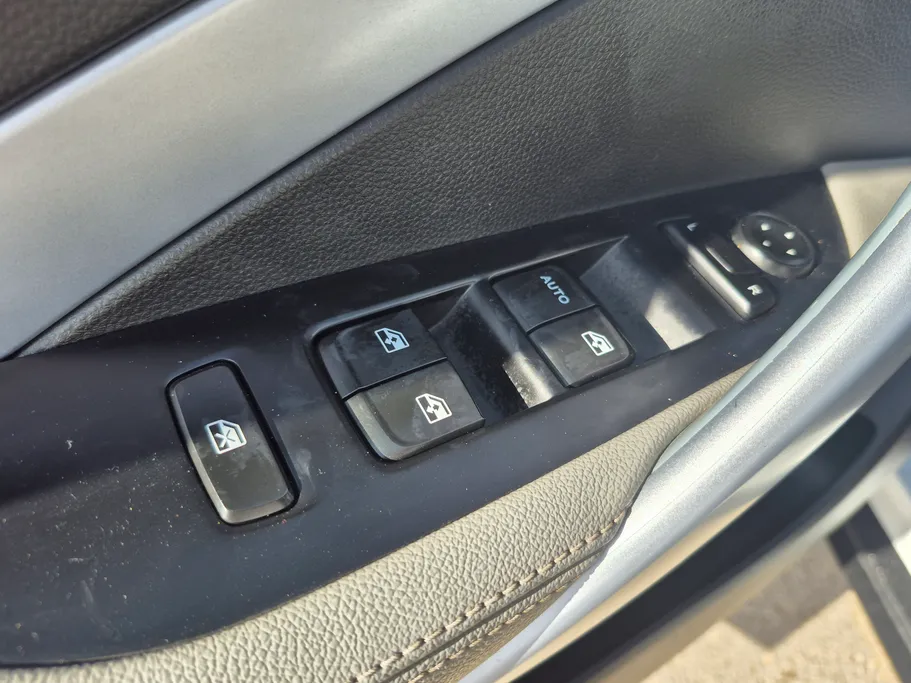 2023 Chevrolet Groove LT 