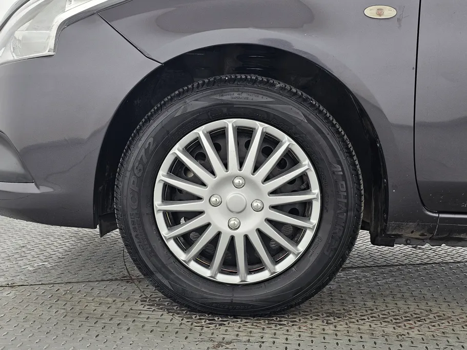 2022 Nissan Sunny Classic 