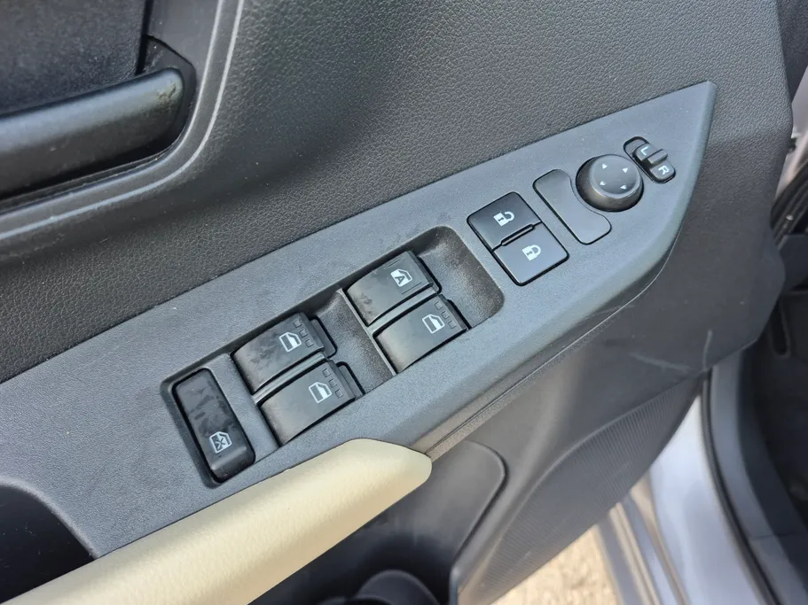 تويوتا يارس Y 2023 