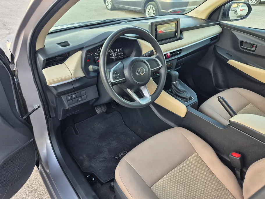 تويوتا يارس Y 2023 