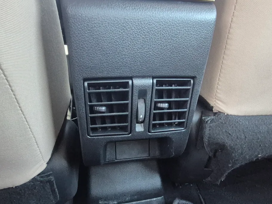 تويوتا يارس Y 2023 