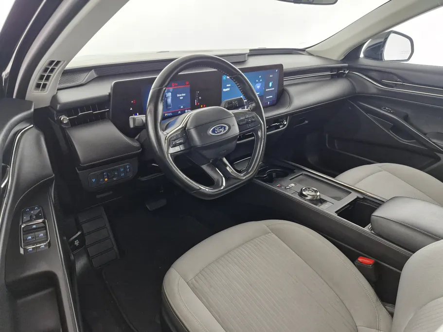 2023 Ford Taurus Ambiente New Shape 