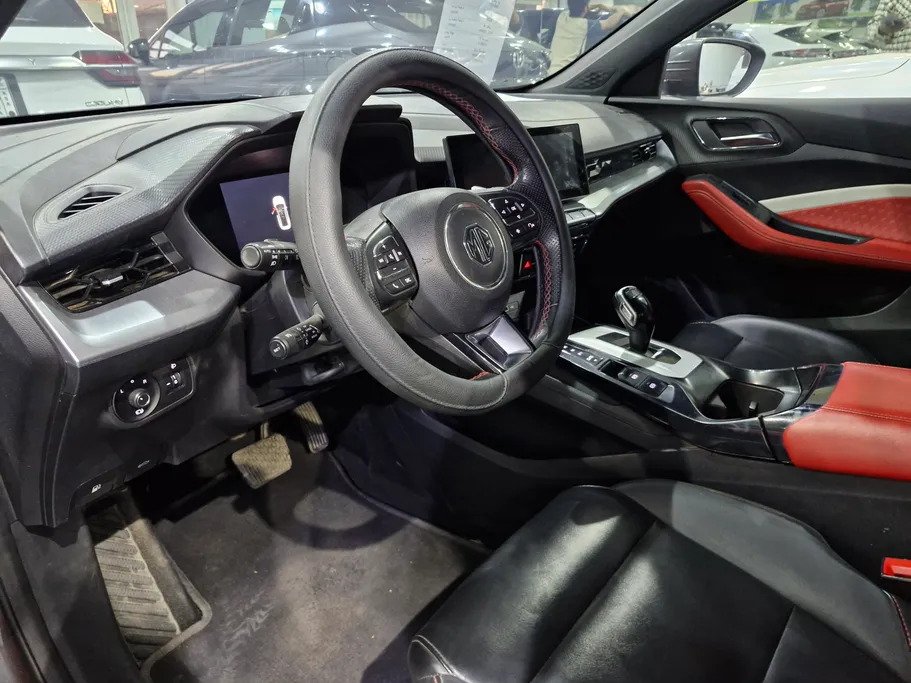 ام جي جي تي LUX 2023 