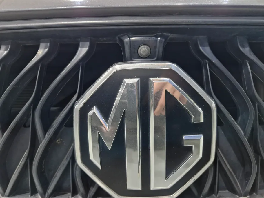 ام جي جي تي LUX 2023 