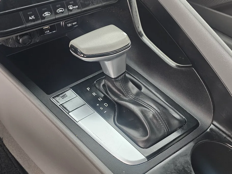 2021 Hyundai Elantra Fleet 