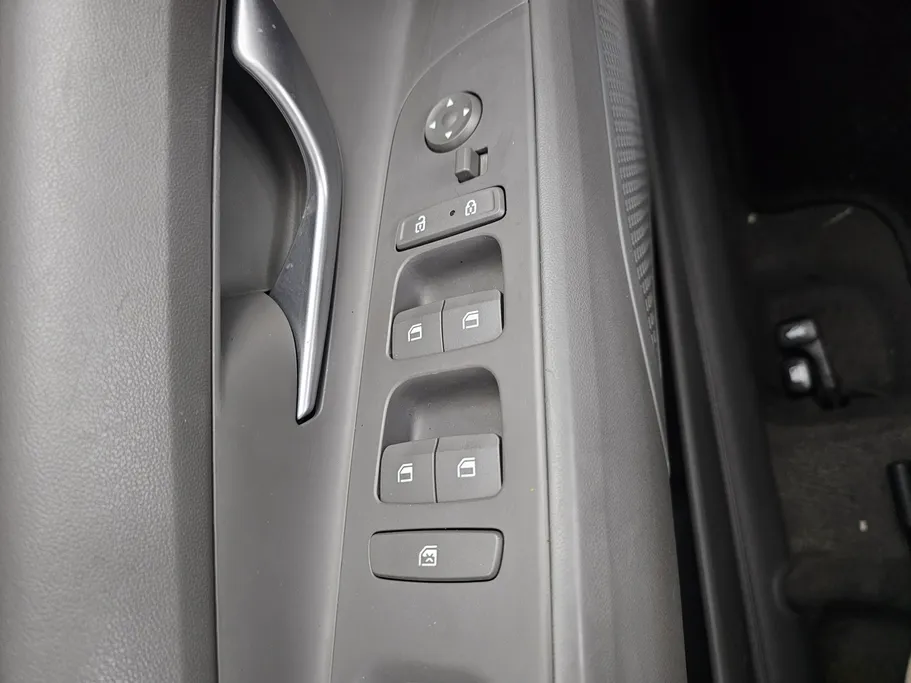 2023 Hyundai Elantra Fleet 