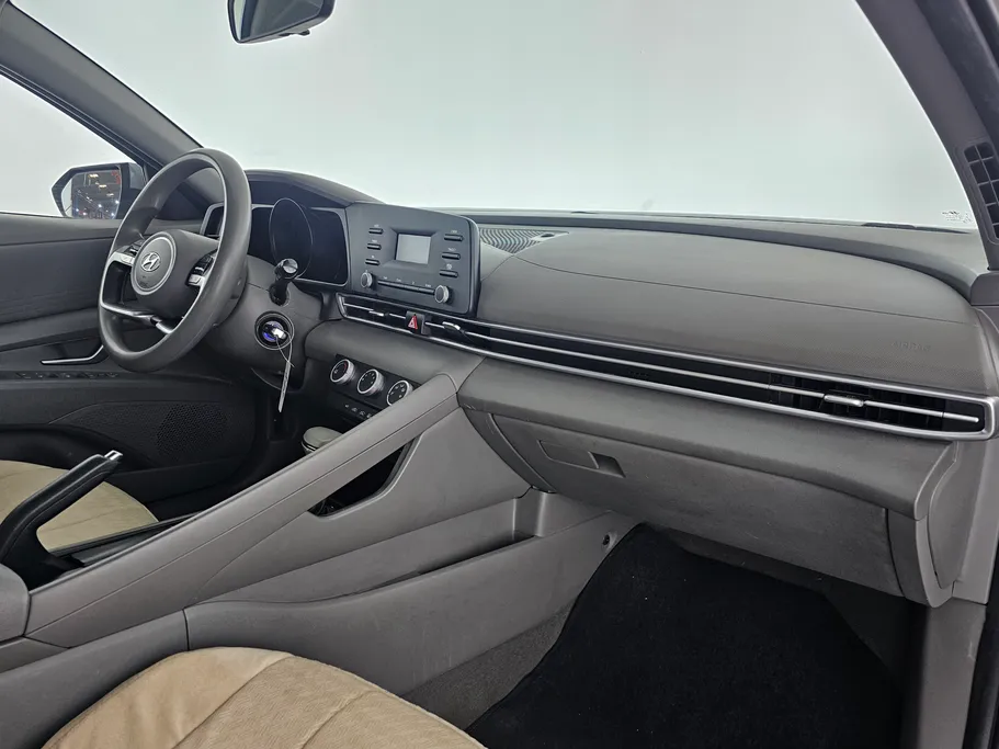 2023 Hyundai Elantra Fleet 