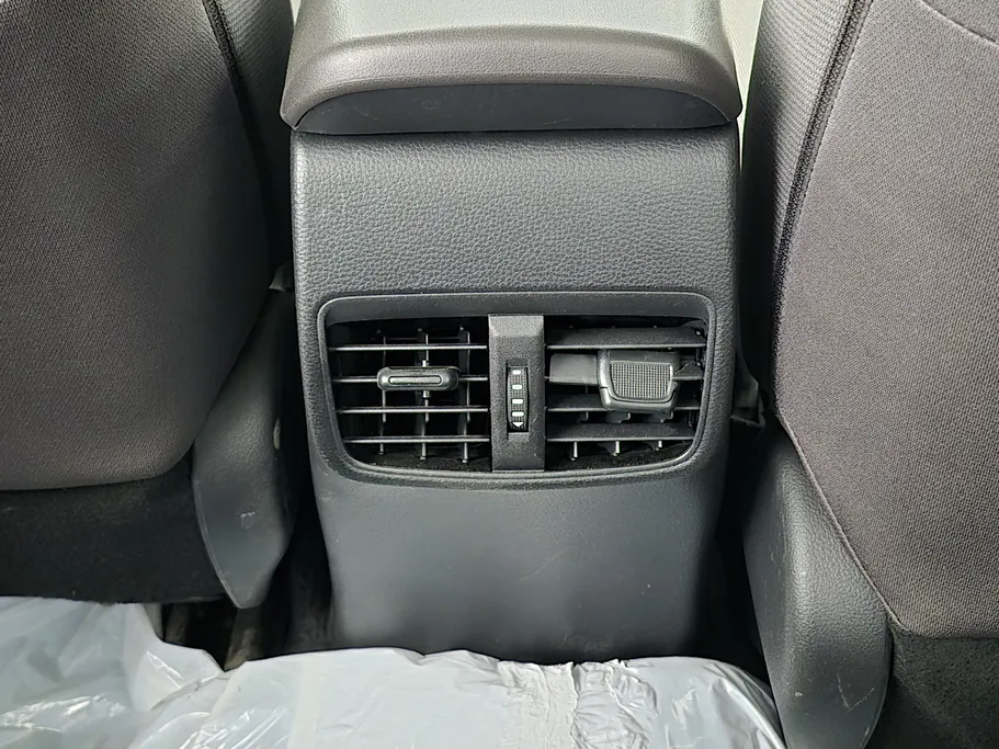 تويوتا كورولا XLI 2024 