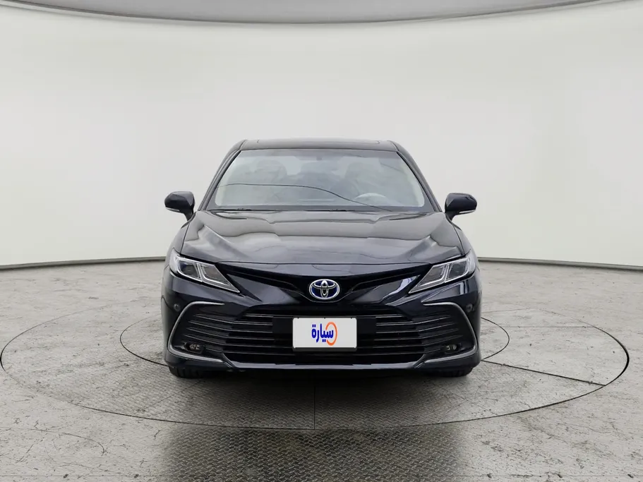 تويوتا كامري GLE HEV  2024 