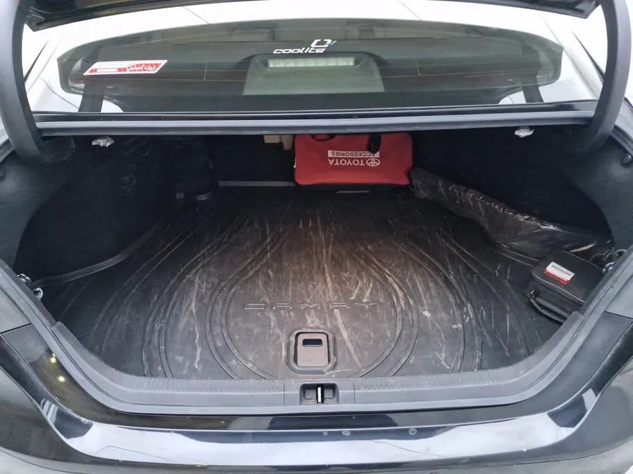 تويوتا كامري GLE HEV  2024 