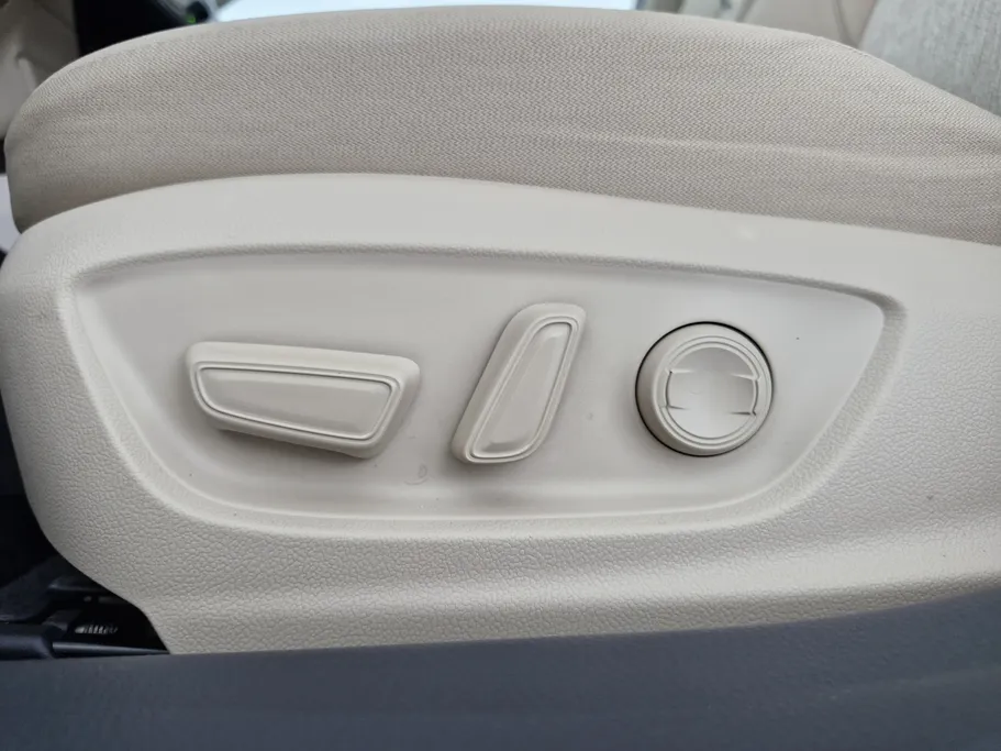 تويوتا كامري GLE 2024 