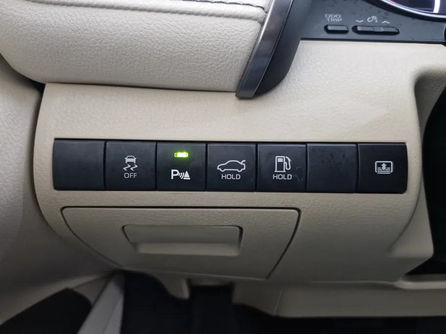 تويوتا كامري GLE 2024 