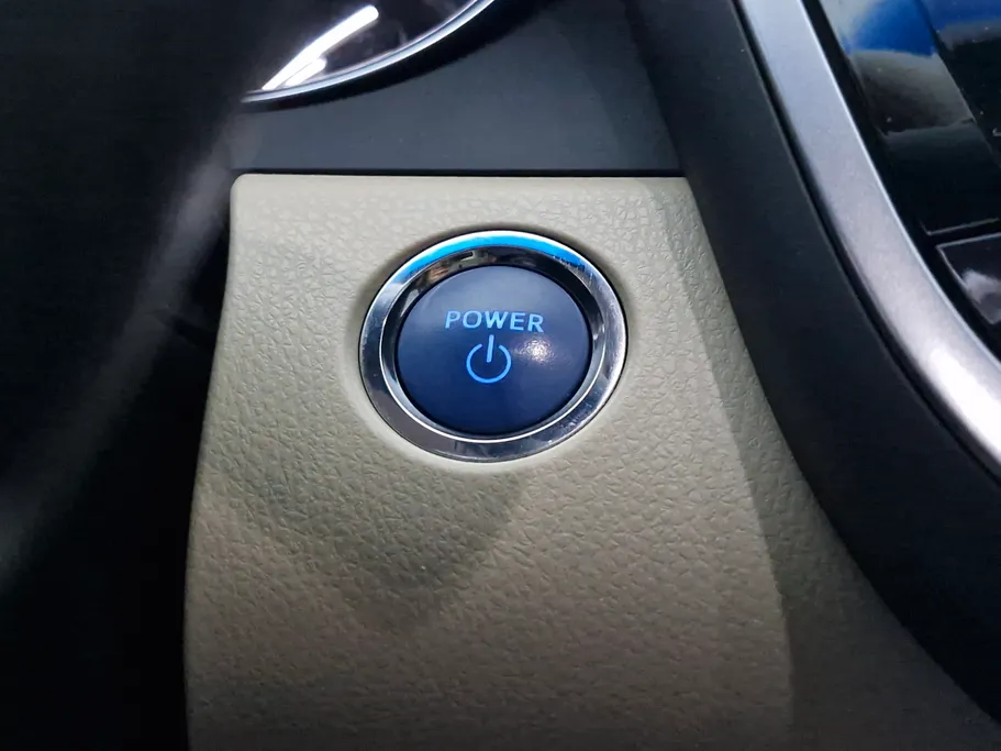 تويوتا كامري GLE HEV  2024 