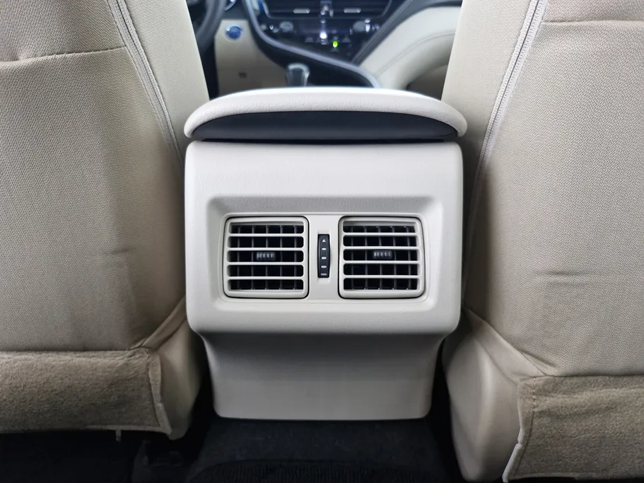 تويوتا كامري GLE 2024 