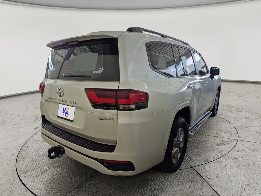 تويوتا لاندكروزر GXR3 2024 